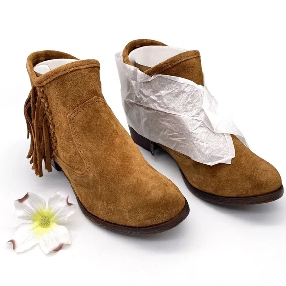 NWOT Minnetonka Blake Western Style Boot with Fringe, 6 - Picture 3 of 15
